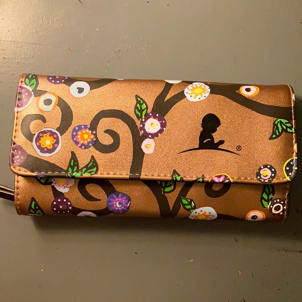 Zales St. Jude  Children’s Hospital jewelry roll